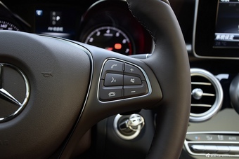 2016款奔驰GLC级 GLC200 2.0T自动4MATIC