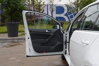 2015款高尔夫实拍