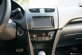 2014款速翼特到店实拍