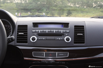 2013款风迪思1.8L旗舰型CVT