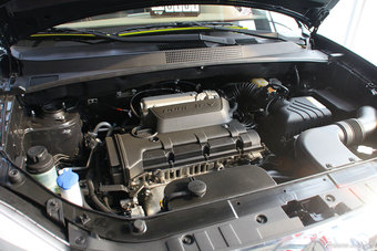 2013款途胜2.0L两驱手动时尚型