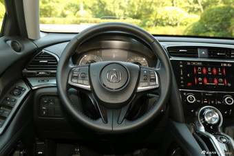 2016款讴歌CDX 1.5T自动 两驱尊享版