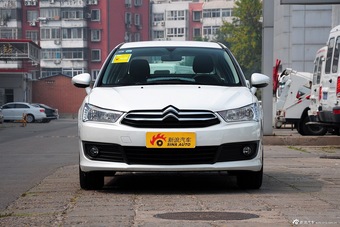 2013款世嘉三厢1.6L手动品尚型