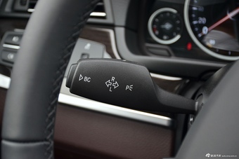 2017款宝马5系2.0T自动528Li豪华设计套装