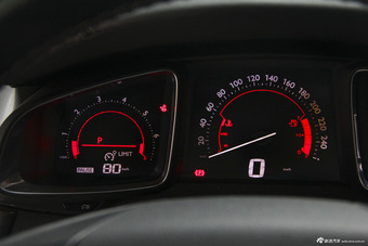 2014款DS 5 1.6T自动尊享版THP200