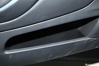 2013款东风雪铁龙C5 2.0L自动尊享型