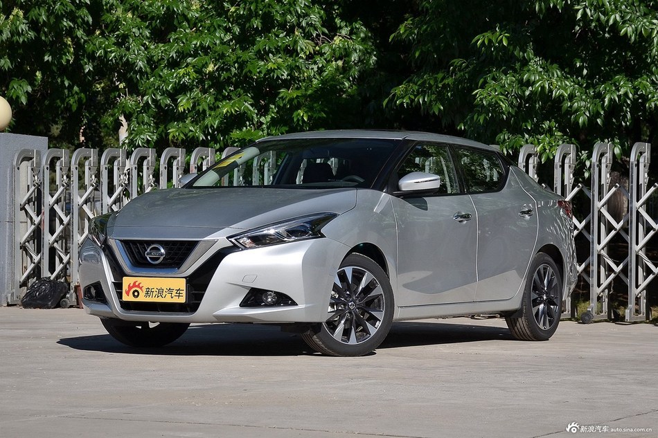 2016款蓝鸟1.6L自动智酷版