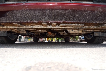 2016款传祺GA6 1.5T自动豪华版235T