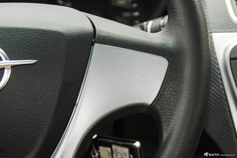 2014款福美来M5 1.6L手动标准型