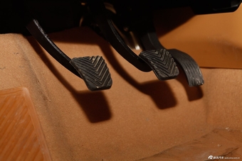 2013款宝利格1.8T手动两驱智汇版