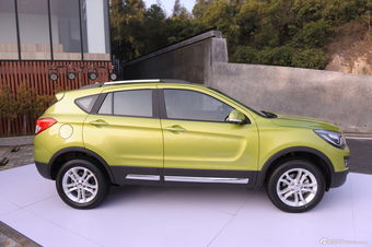 2014款海马S5 1.6L