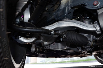 2016款英菲尼迪Q50L 2.0T自动豪华运动版