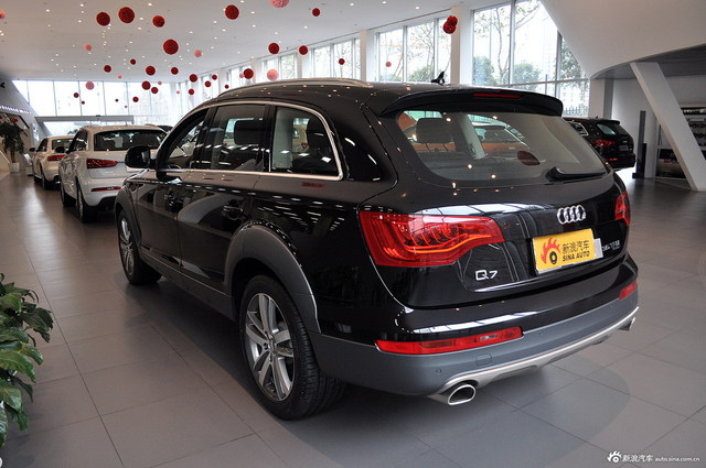 奥迪Q7