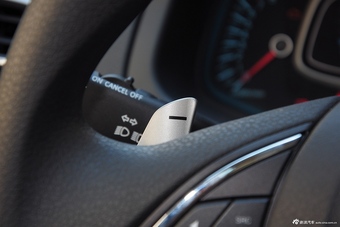 2015款绅宝CC2.0T自动豪华版