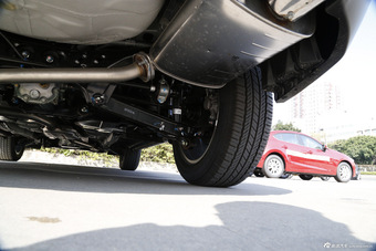 2015款森林人2.0L自动特装纪念版