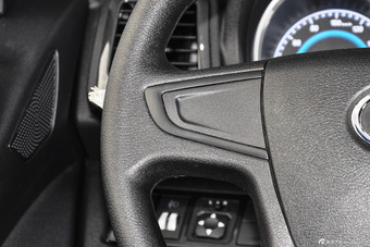 2015款骐铃T7 2.8T手动两驱舒适版标准轴距JE493ZLQ4CB