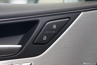 2014款奥迪A8L 45 TFSI Quattro豪华型