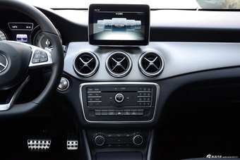 2016款奔驰CLA级 CLA220 2.0T自动4MATIC