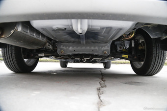 2015款V3菱悦1.5L手动幸福版