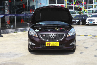 2015款海马福美来1.5T自动品尚型图片