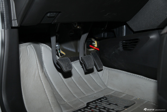 2013款赛欧三厢1.4L手动理想幸福版