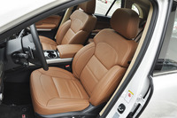 2015款哈弗H8 2.0T四驱尊贵型