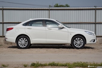 2016款北汽新能源EU系列EU260电动