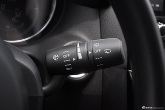 2015款马自达CX-5 2.0L自动两驱舒适型