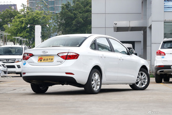 2015款艾瑞泽7 1.6L自动致领版