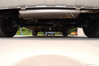 2016款森雅R7 1.6L手动尊贵型