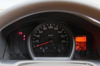 2016款NV200 1.6L自动尊享型