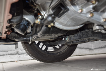 2016款中华V3 1.5T手动精英型