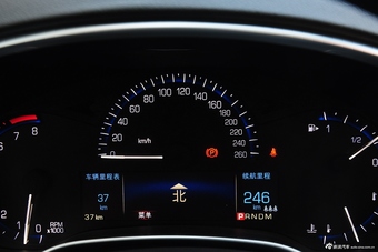2015款凯迪拉克SRX 3.0L自动豪华版