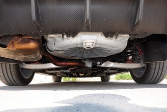 2015款绅宝CC2.0T自动豪华版