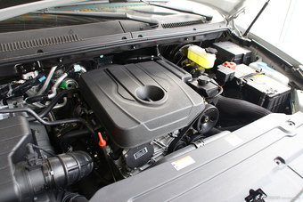 2014款双龙路帝2.0T柴油四驱豪华型