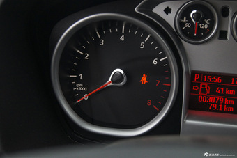 2013款福克斯两厢经典1.8L自动百万纪念款