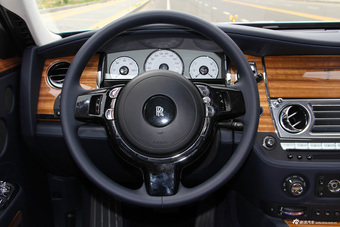 2015款古思特6.6T自动Series II加长版