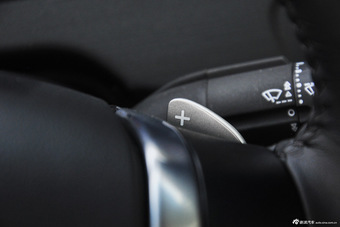 2014款荣威550S 1.8L自动智选版