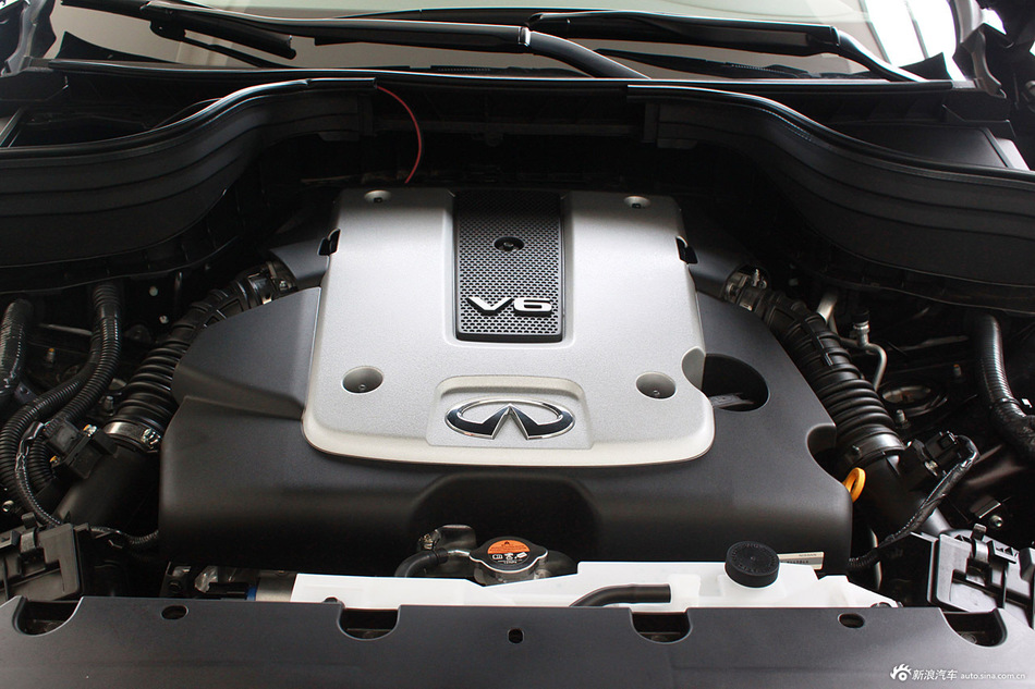 2013款英菲尼迪QX50到店实拍