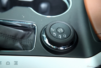 2013款探险者 3.5L尊尚型