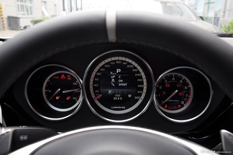 2015款奔驰CLS63 AMG S 4MATIC