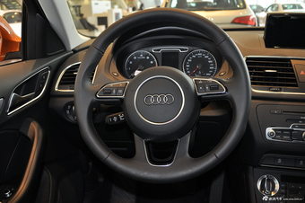 2013款奥迪Q3 35TFSI quattro舒适型