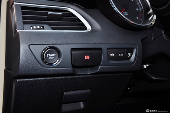 2015款东风标致508自动旗舰版