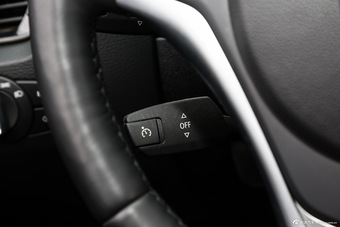 2015款宝马X1 2.0T自动xDrive20i X套装晋级版