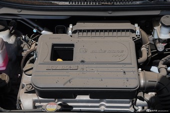 2015款奔奔1.4L手动尊贵型