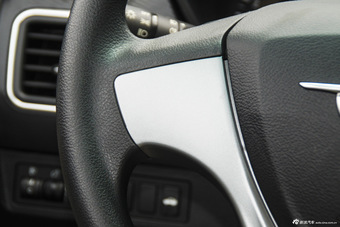 2014款福美来M5 1.6L手动标准型