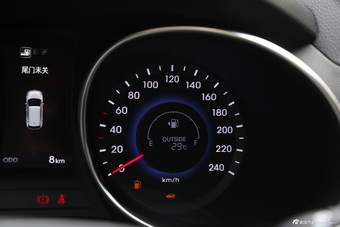 2015款全新胜达2.0T自动四驱智能型 5座