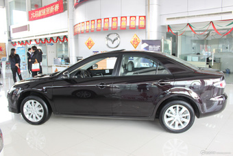 2013款马自达6 2.0L自动时尚型