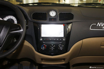 2014款五菱宏光S 1.5L豪华型