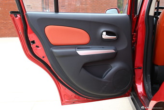 2014款启辰R50自动精彩版